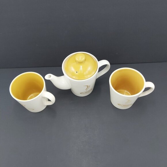 Tim Hortons Always Fresh 006 Limited Edition 2 Mugs and Teapot with Lid Set - Picture 6 of 12